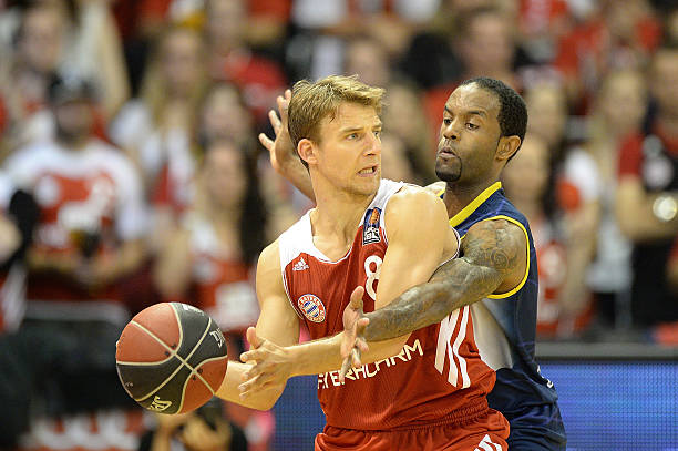 其中不乏带 其中不乏带