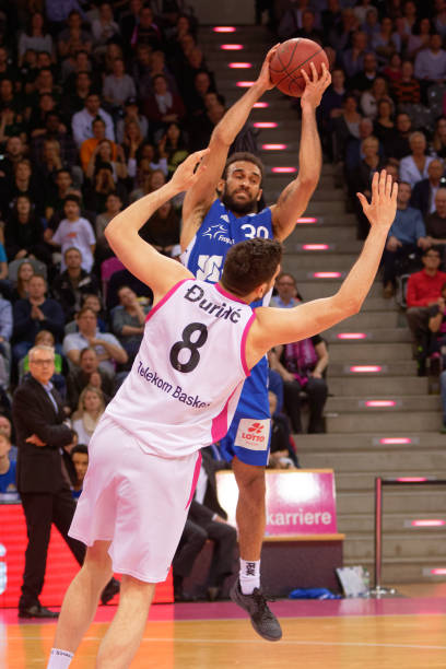 单手劈扣 单手劈扣