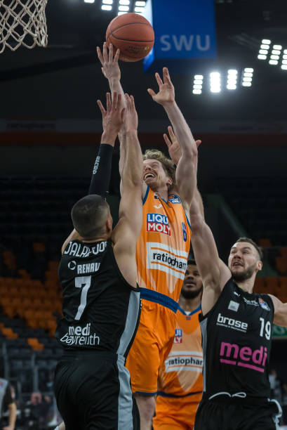 对于成年人 对于成年人