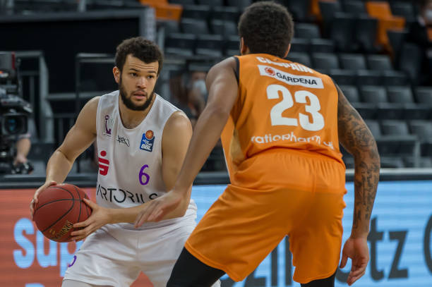 仅带动了球 仅带动了球